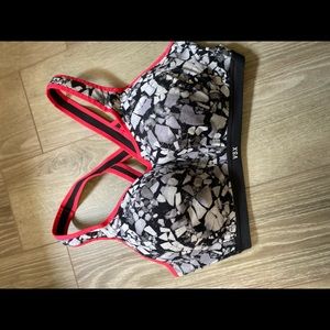 Victoria Secret X Sport bra 38 DDD